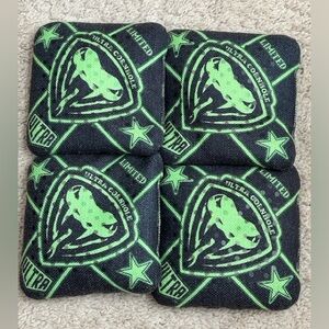 Ultra Pro Series Viper Cornhole Bags in Black Green Money Game edition
